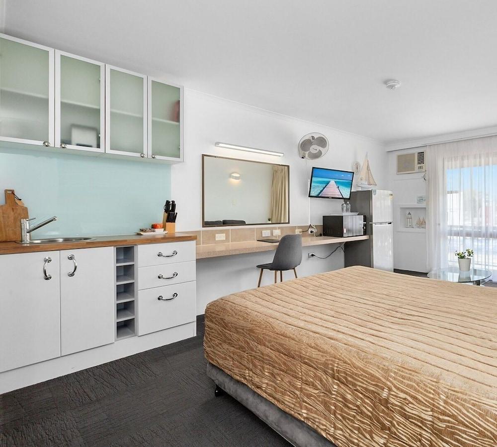 Tweed Harbour Motor Inn Tweed Heads Extérieur photo
