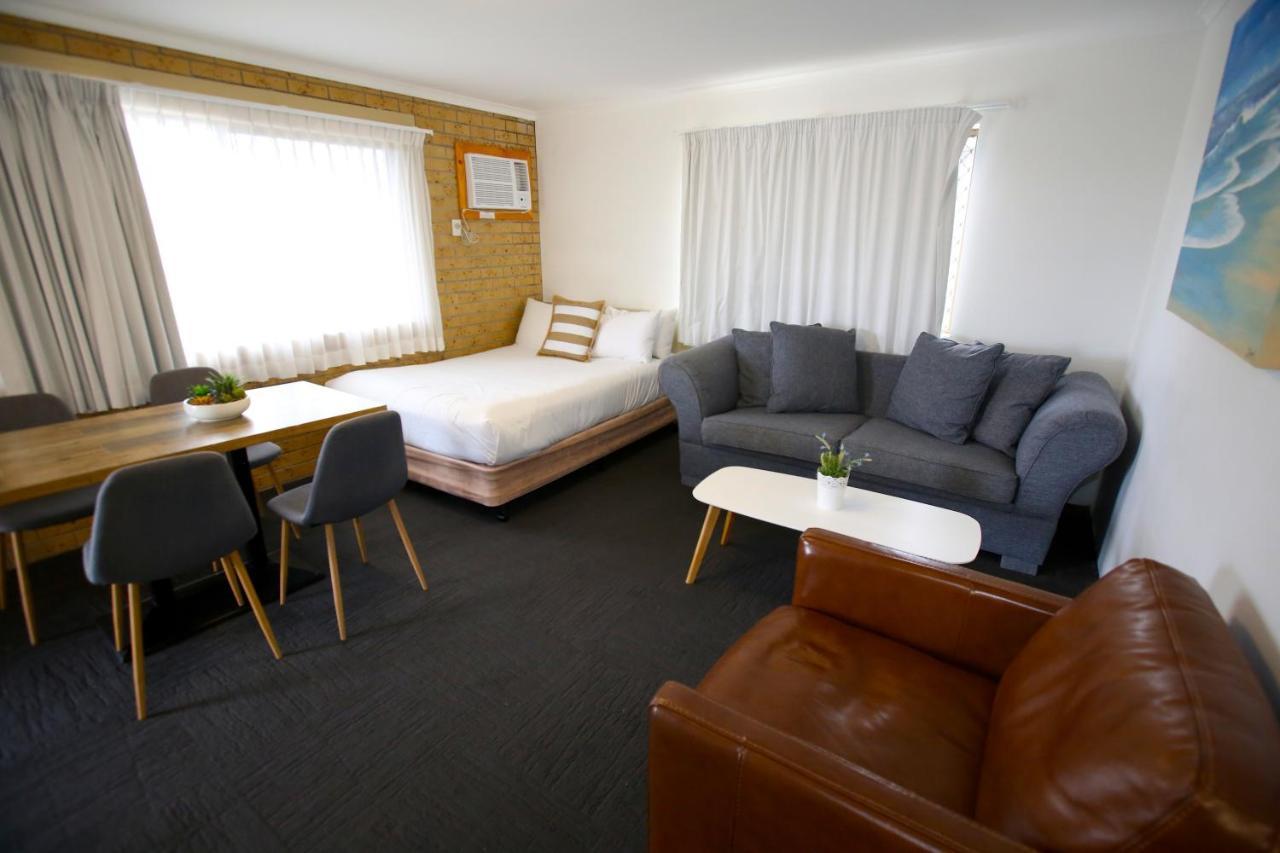 Tweed Harbour Motor Inn Tweed Heads Extérieur photo