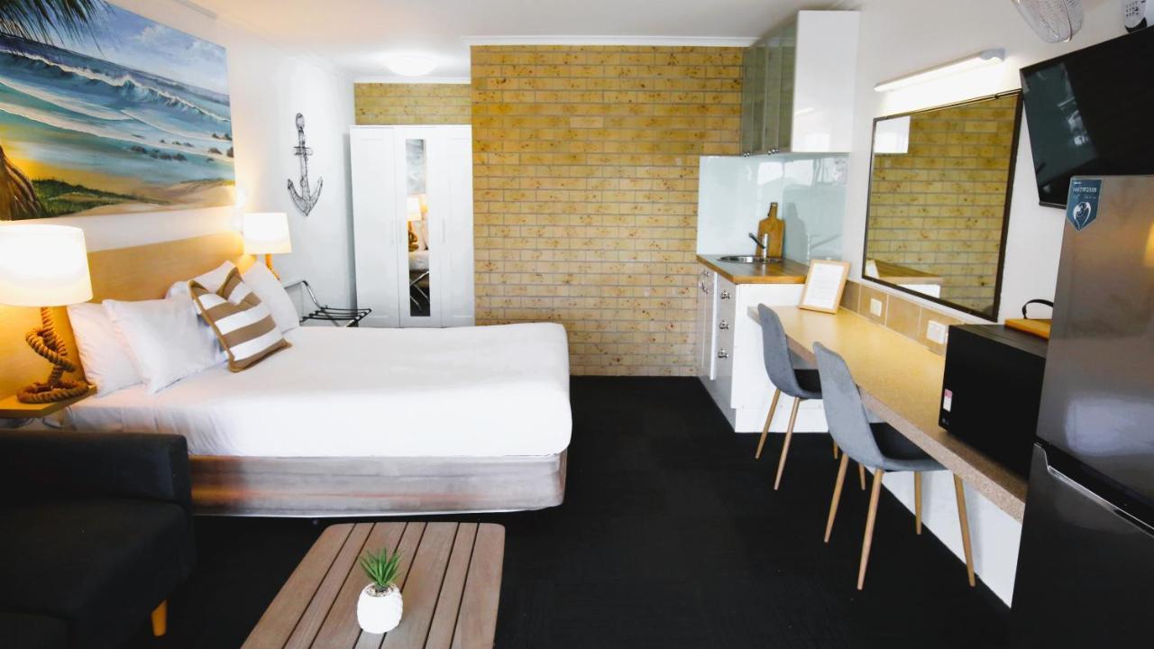 Tweed Harbour Motor Inn Tweed Heads Extérieur photo
